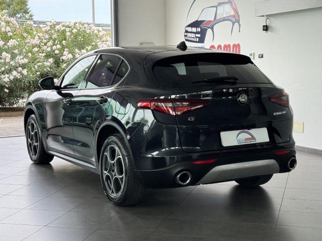 ALFA ROMEO Stelvio 2.0 Turbo 200 CV AT8 Q4 Super