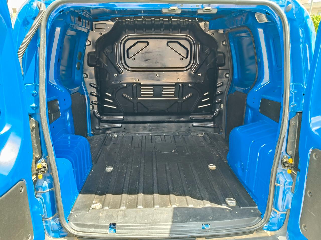 Fiat Fiorino Cargo 1.3 M-Jet 95CV Adventure