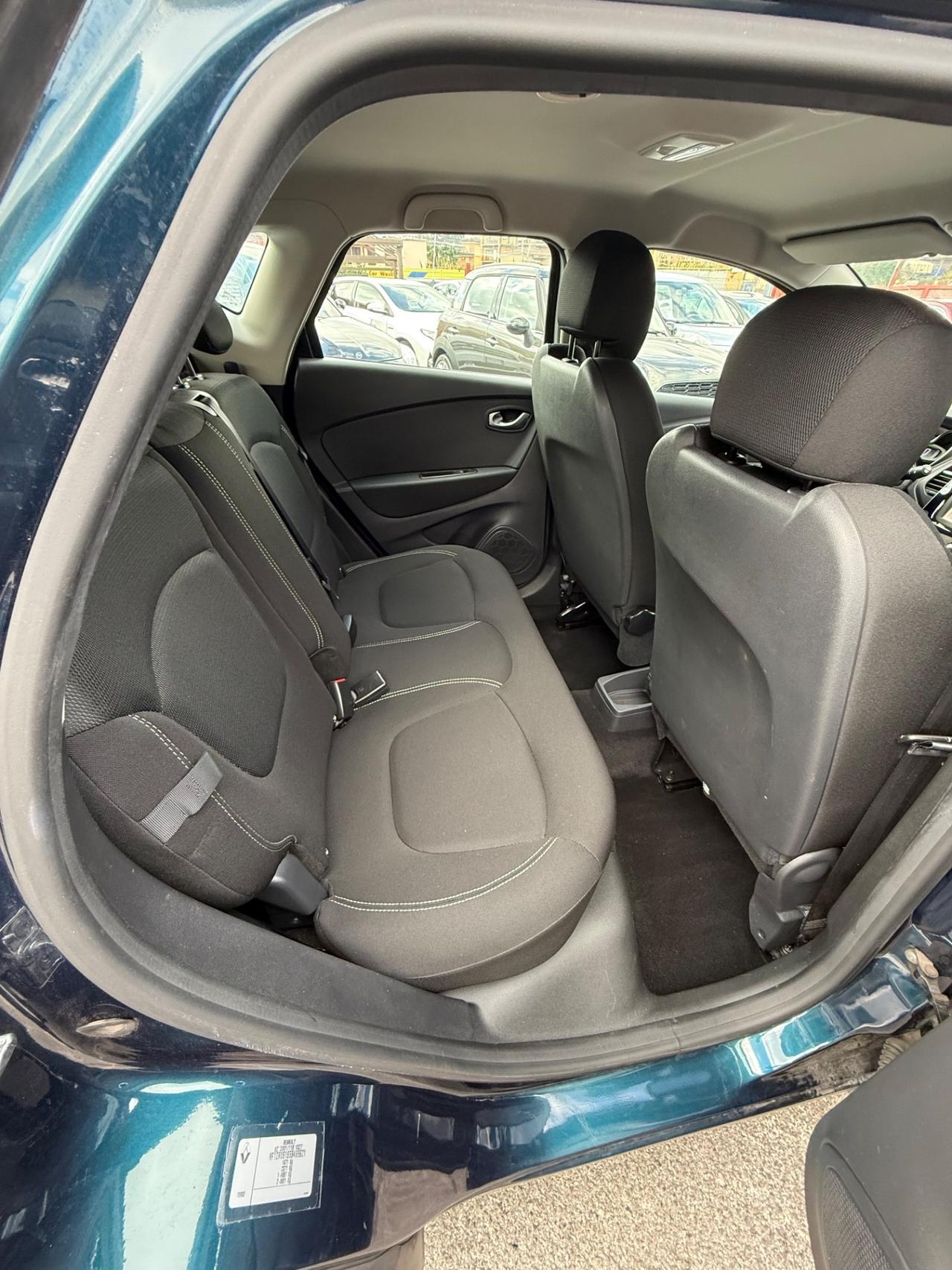 Captur 1.0 /unipro/rate/sport / unipro/ rate/ E6