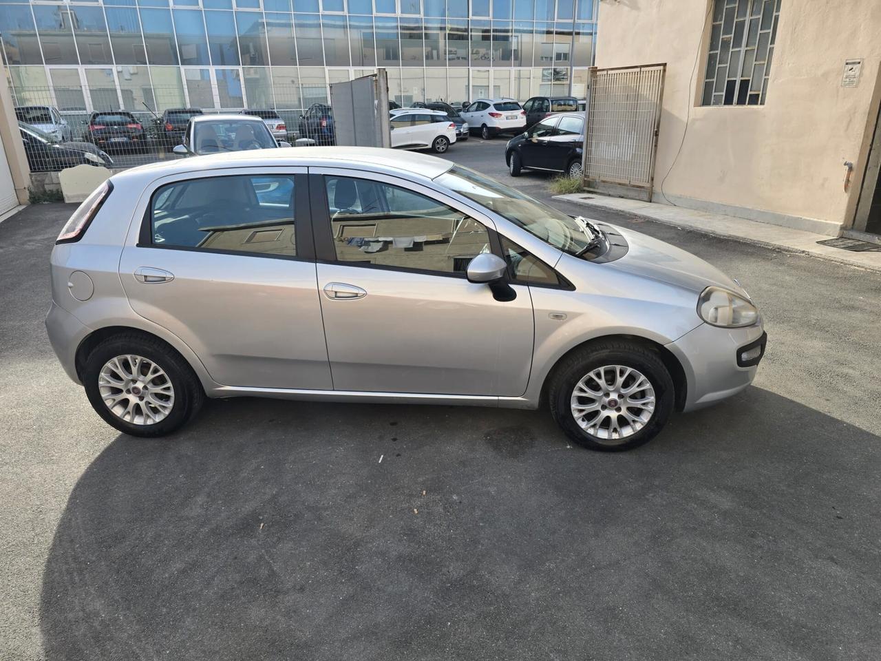 Fiat Punto evo 1.2 dynamic 130 mila km perfetta neopatentati ok