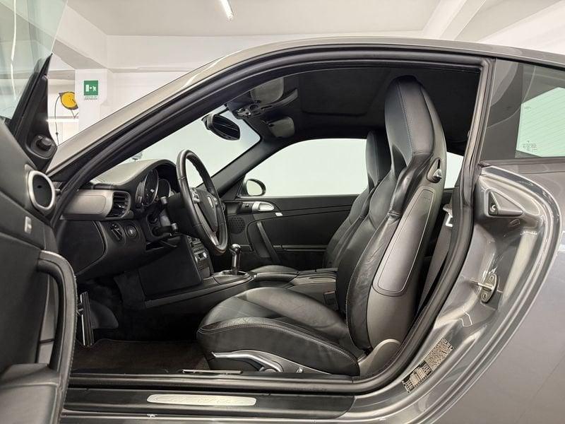 Porsche 911 911 Carrera 4 Coupé