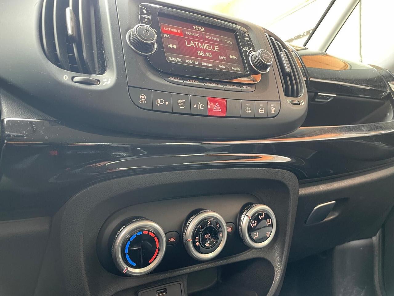 Fiat 500L 0.9 TwinAir Turbo Natural Power Lounge