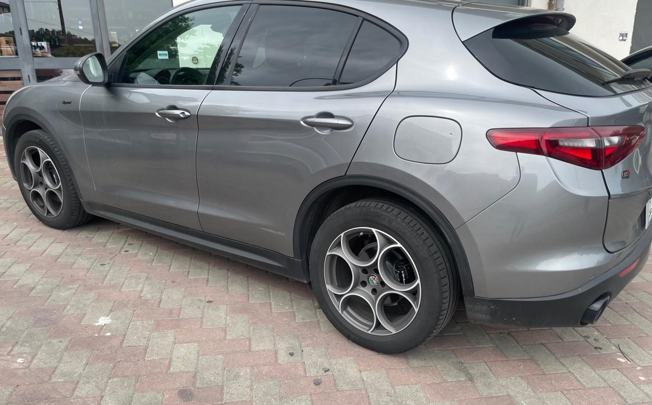 Alfa Romeo Stelvio 2.2 Turbodiesel 190 CV AT8 Q4 Sprint