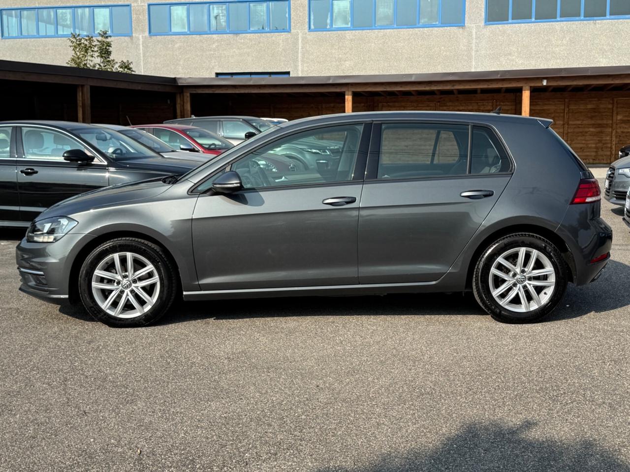 Volkswagen golf 1.6 TDI DsG DISTRIBUZIONE ESEGUITA