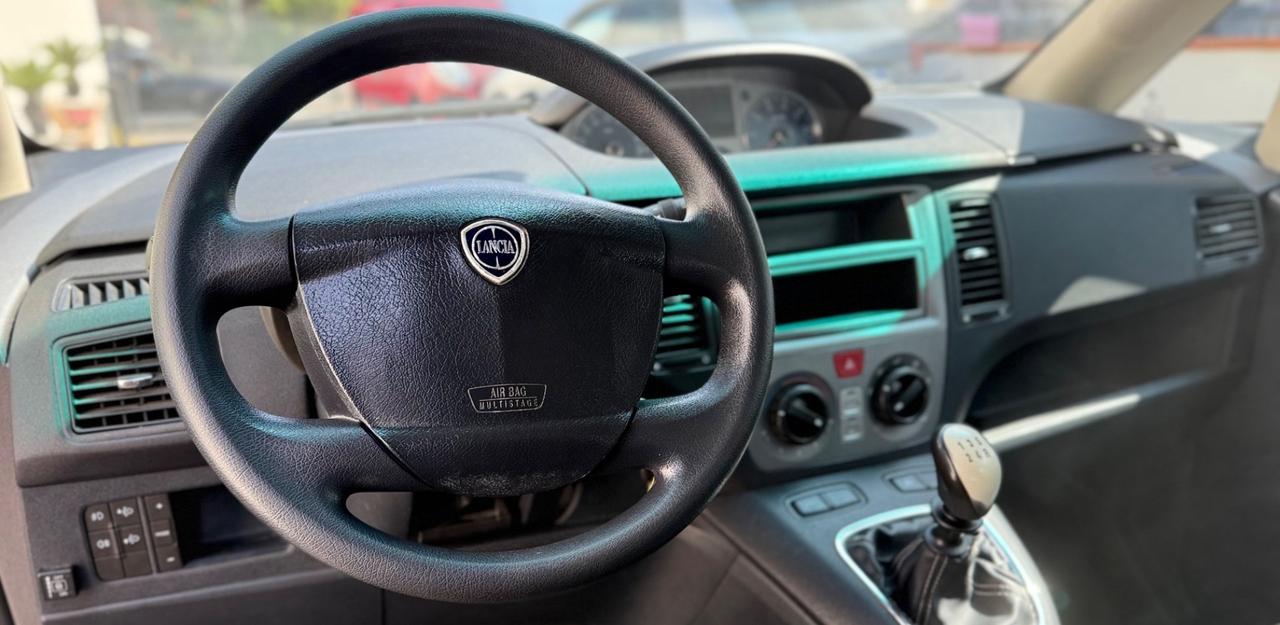 Lancia Musa 1.4 GPL Ecochic 77 Cv
