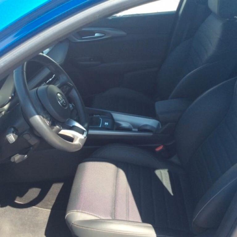 ALFA ROMEO TONALE 1.5 160CV MHEV TCT7 TI ( FARI LED MATRIX - COCKPIT - NAVI - MIRROR - PDC - TELECAMERA POST. )