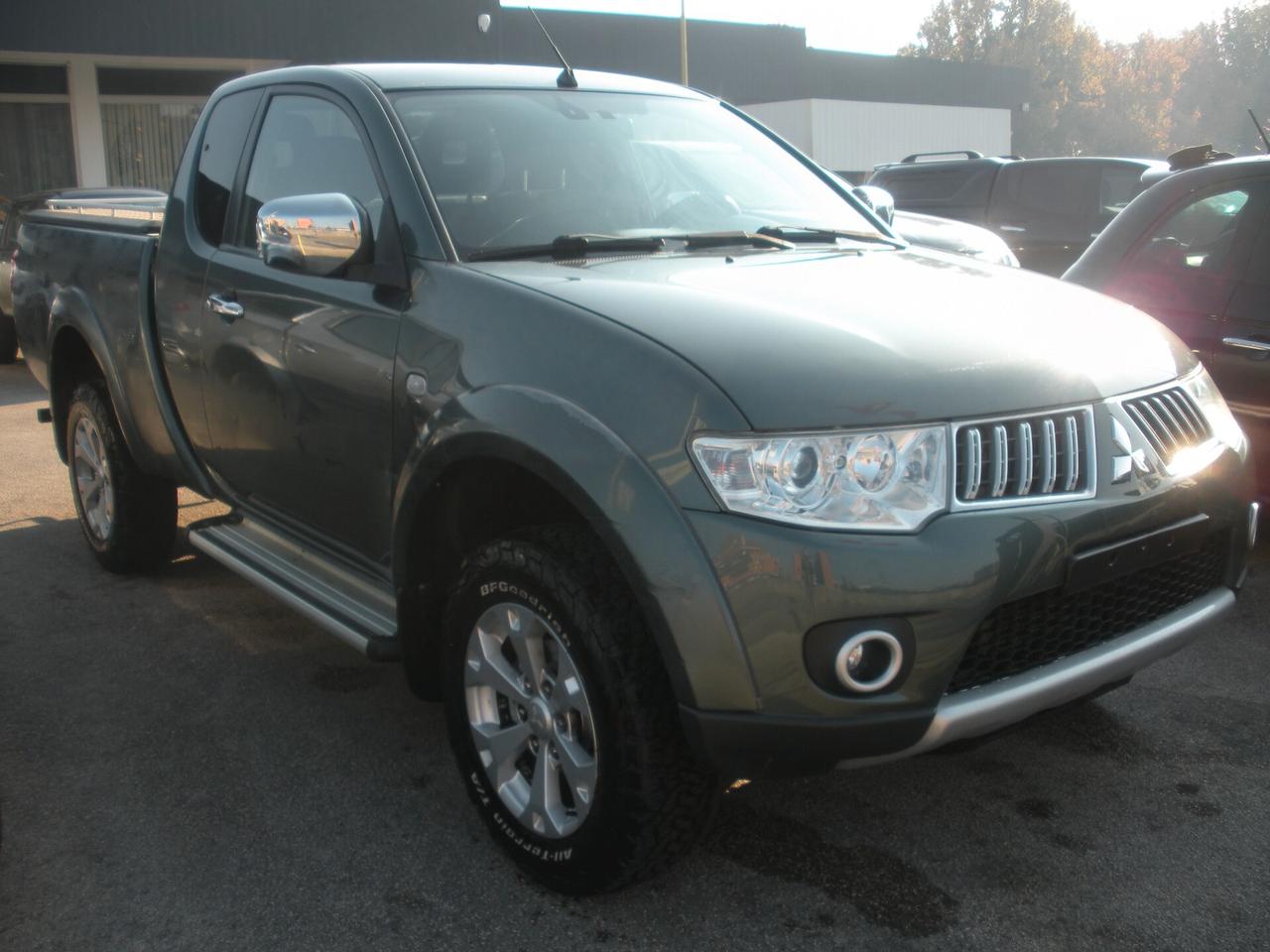 Mitsubishi L200 2.5 DI-D/178cvCV Club Cab INTENSE
