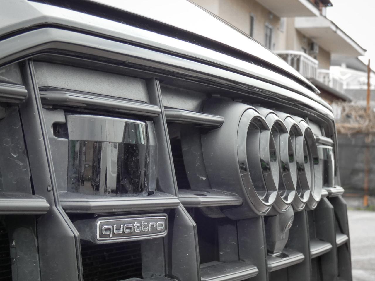 Audi Q8 45 TDI quattro tiptronic Sport