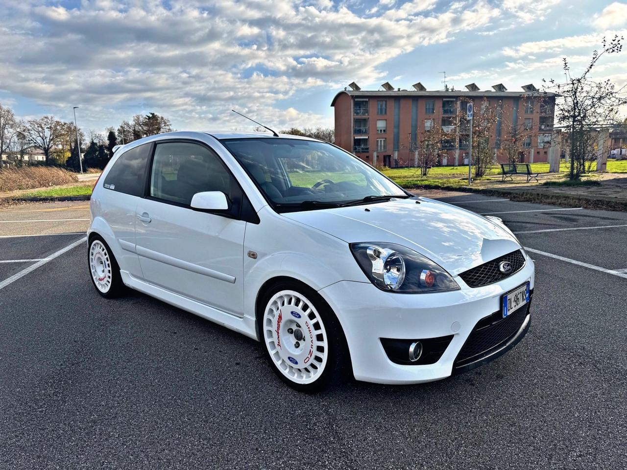 Ford Fiesta 2.0 16V 3p. ST 150cv
