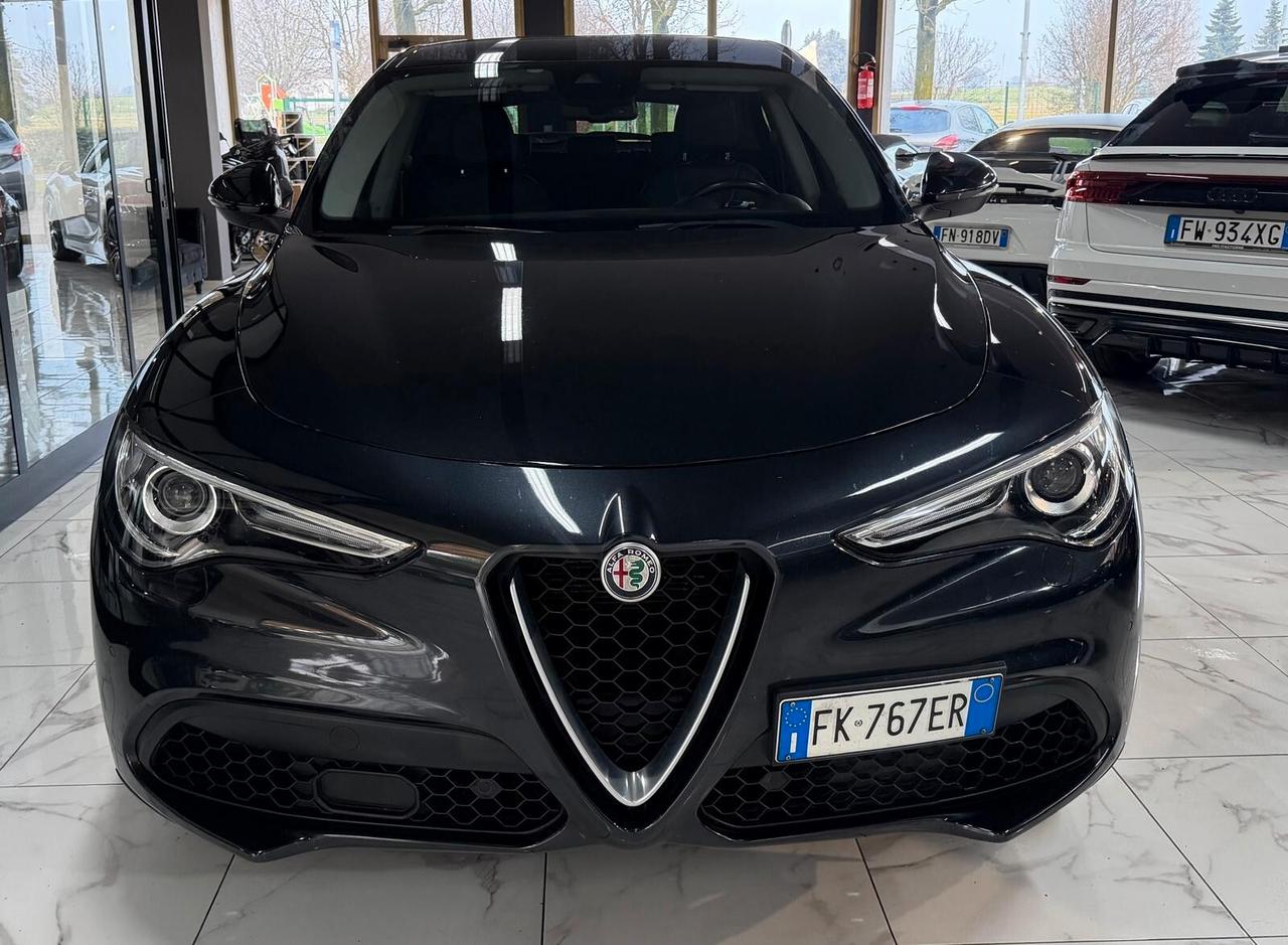 Alfa Romeo Stelvio Benzina 280Cv Tagliandi certificati