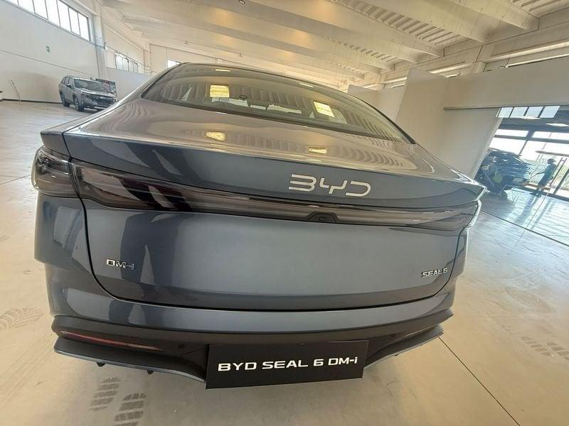 BYD Seal 6 DM-i 1.5 183cv Boost