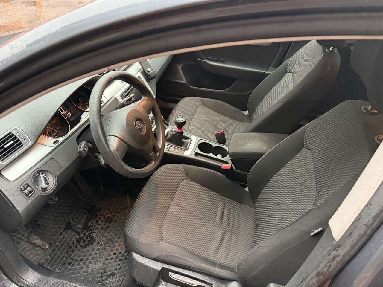 Volkswagen Passat 2012 2.0 TDI Highline manuale 6marce