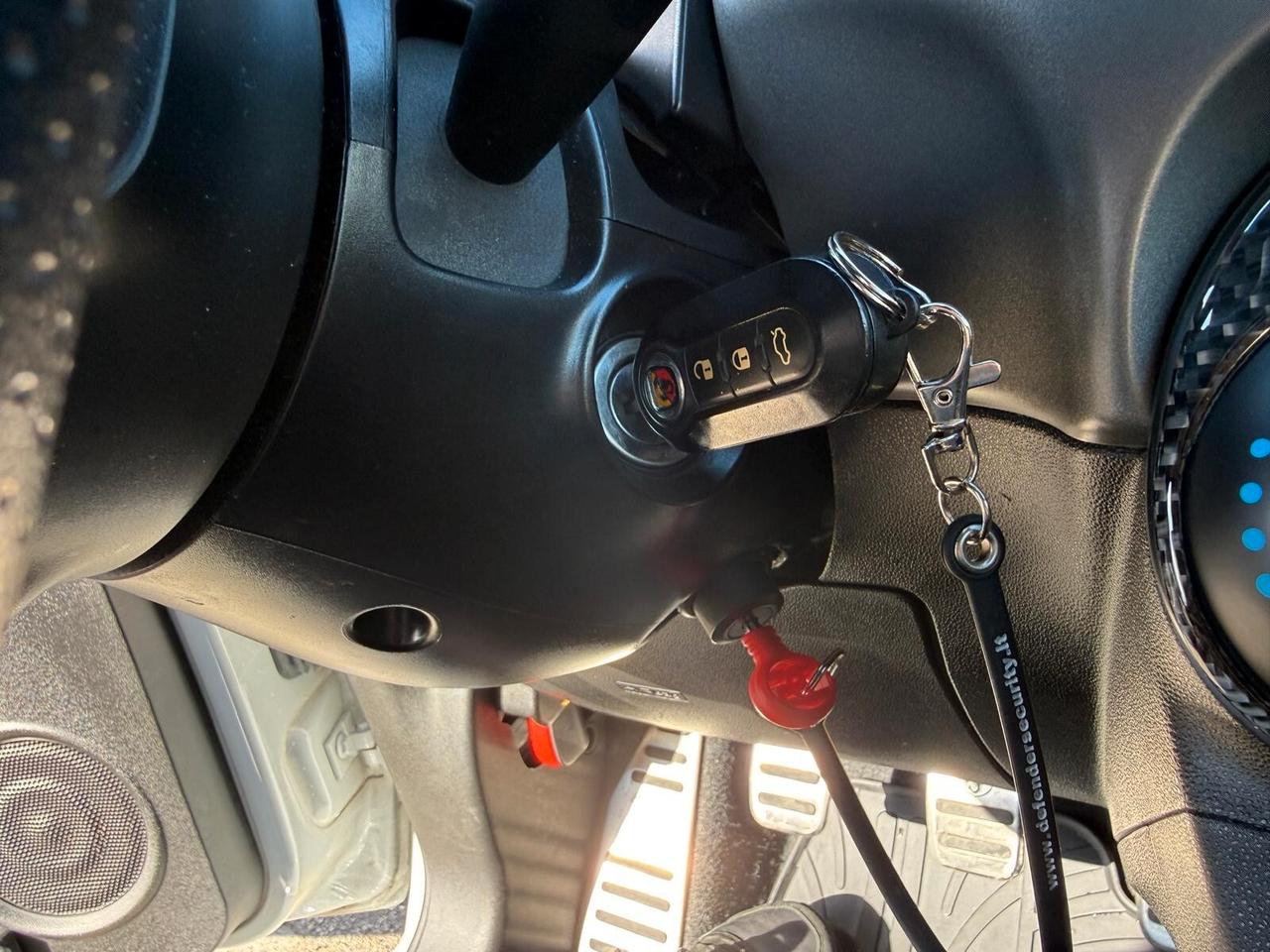 Abarth 595 1.4 Turbo T-Jet 165 CV Pista