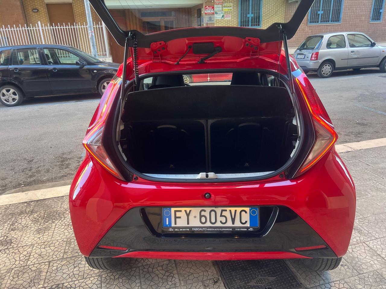 Toyota Aygo 1.0 VVT-i 72 CV 5 porte x-clusiv