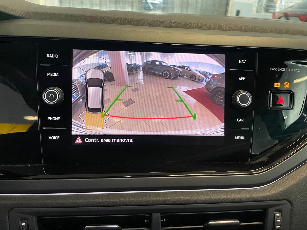 Volkswagen Taigo 1.0 TSI 115 CV DSG R-Line Telecamera Keyless