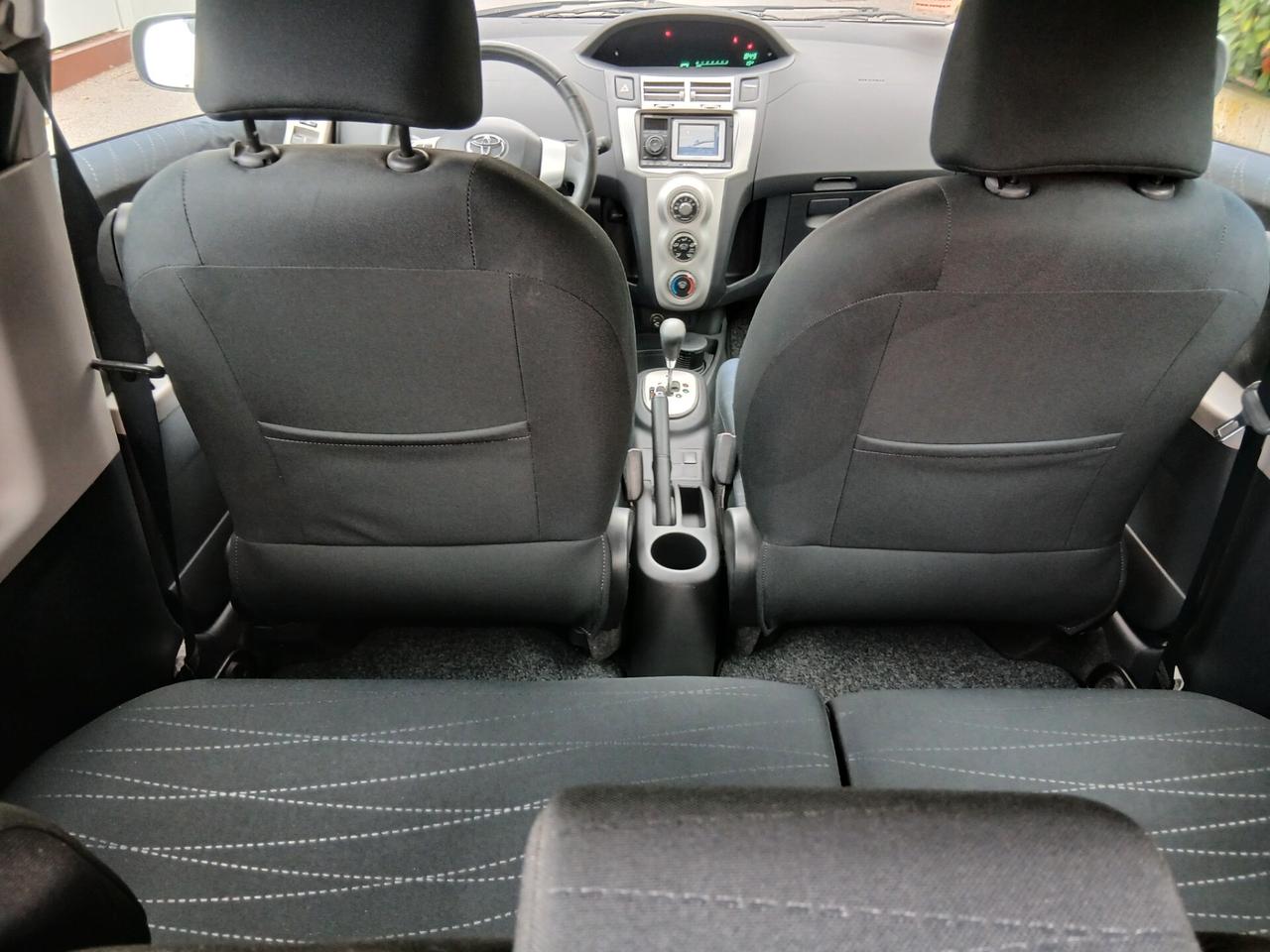 Toyota Yaris 1.3 3 porte M-MT Sol con navigatore