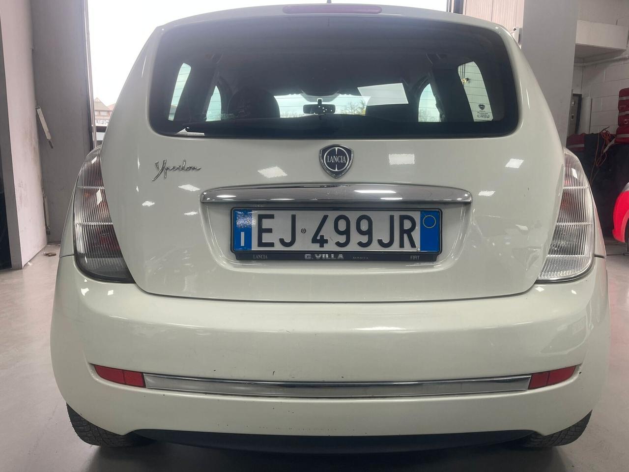 Lancia Ypsilon 1.2 69 CV 5 porte S&S Platinum