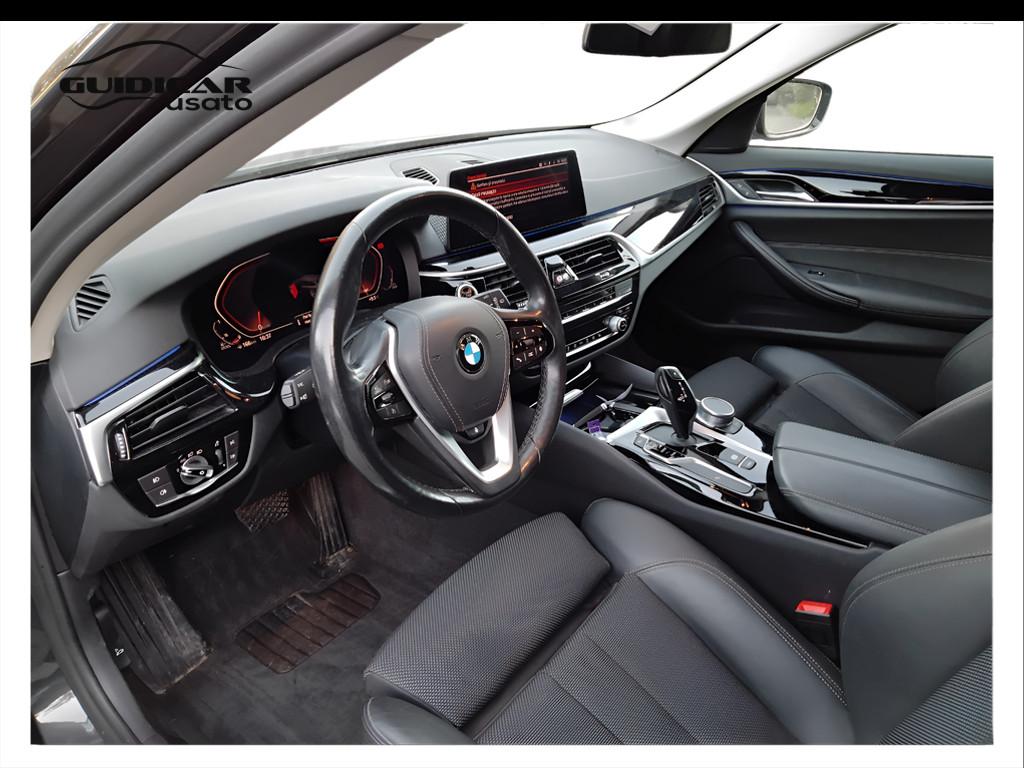 BMW Serie 5 G31 2020 Touring LCI - 520d Touring mhev 48V xdrive Luxury auto