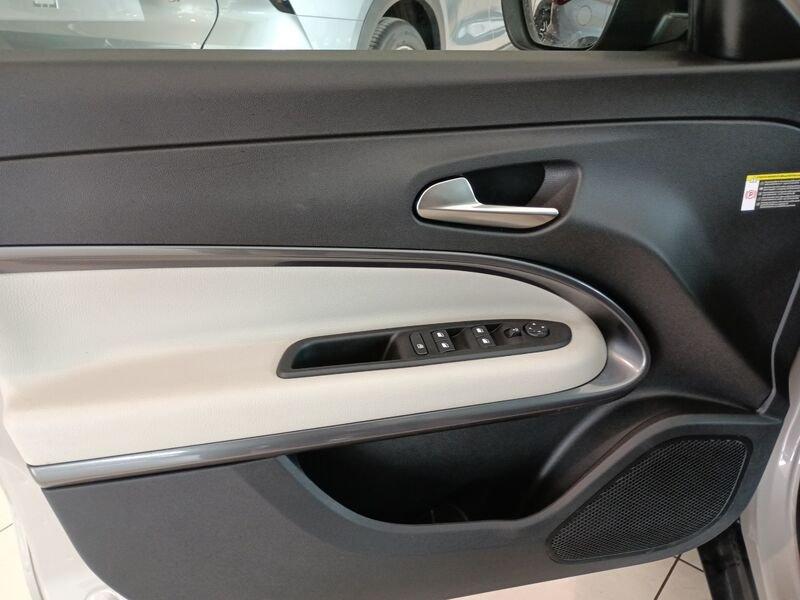 FIAT 600 1.2 Hybrid 110cv La Prima