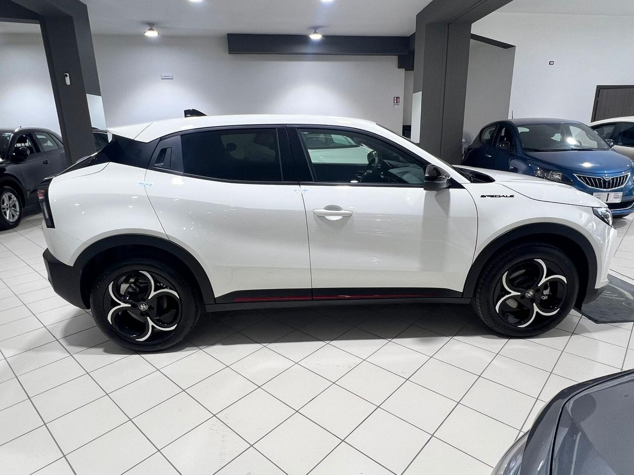 Alfa Romeo Junior 1.2 136 CV Hybrid eDCT6 Speciale