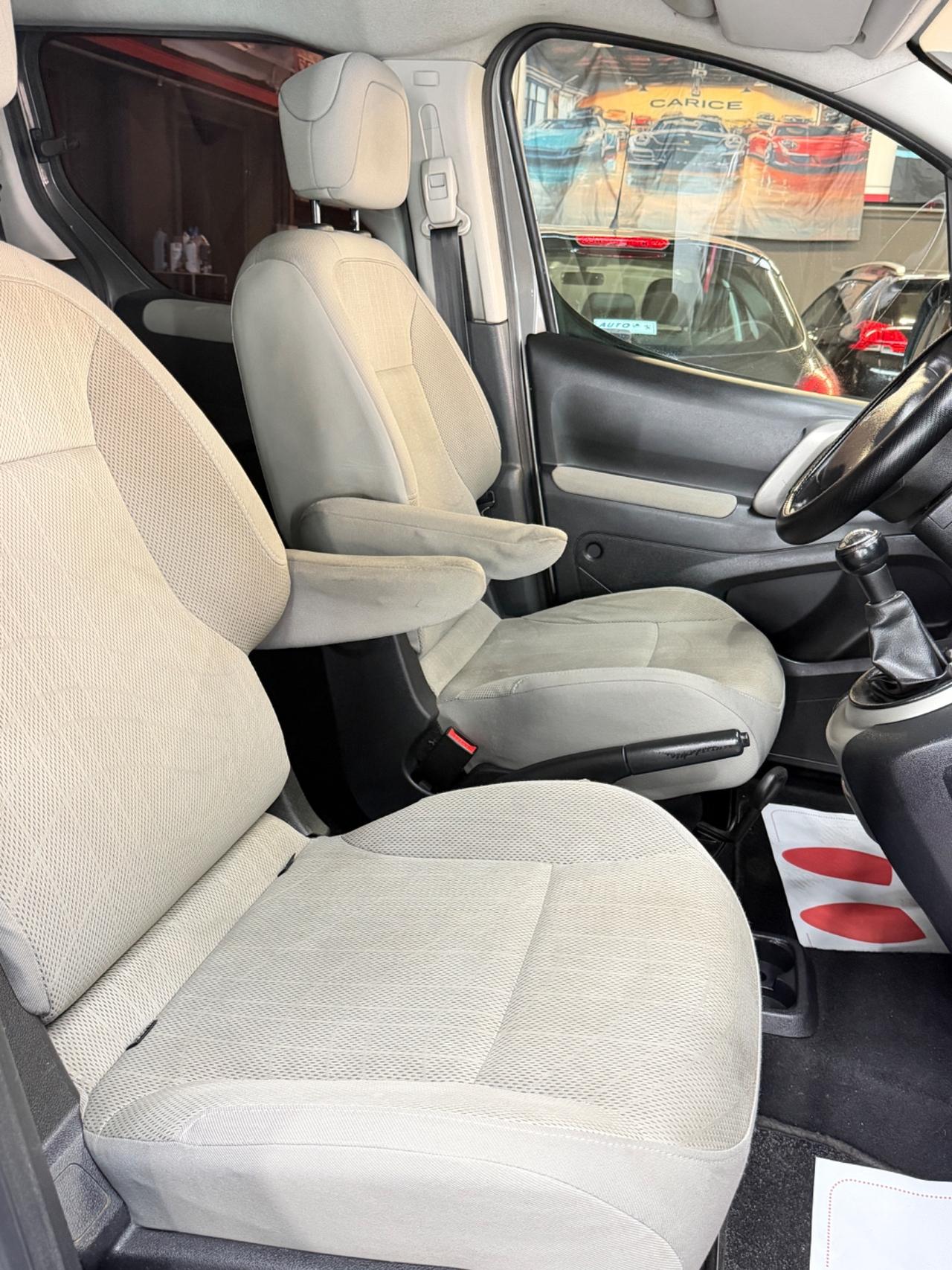 Peugeot Partner Tepee 1.6 HDi 110CV Premium