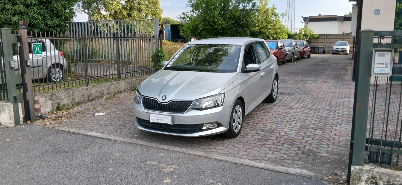 Skoda Fabia 1.0 benzina neopatentati
