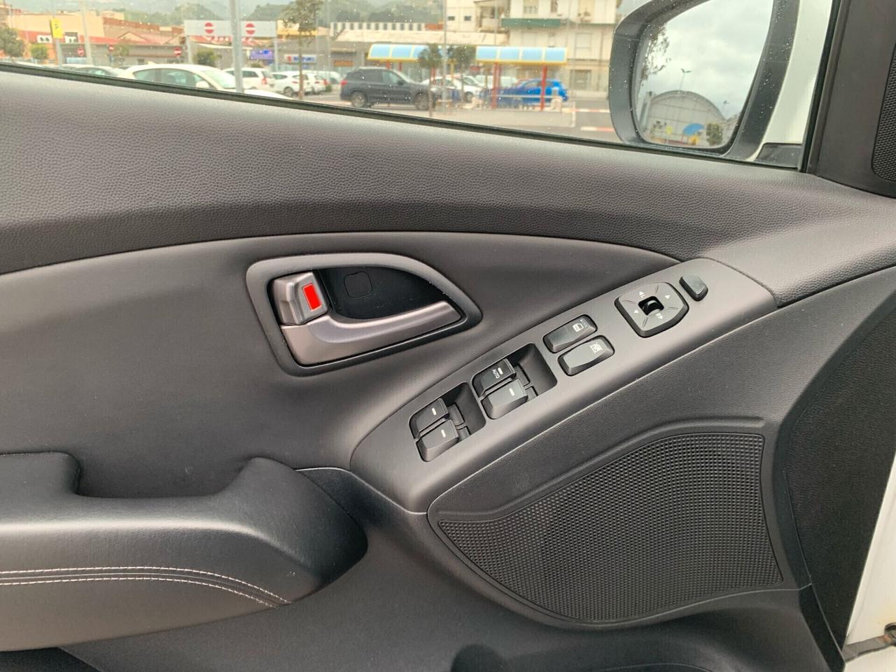 Hyundai iX35 1.7 CRDi 2WD Xpossible