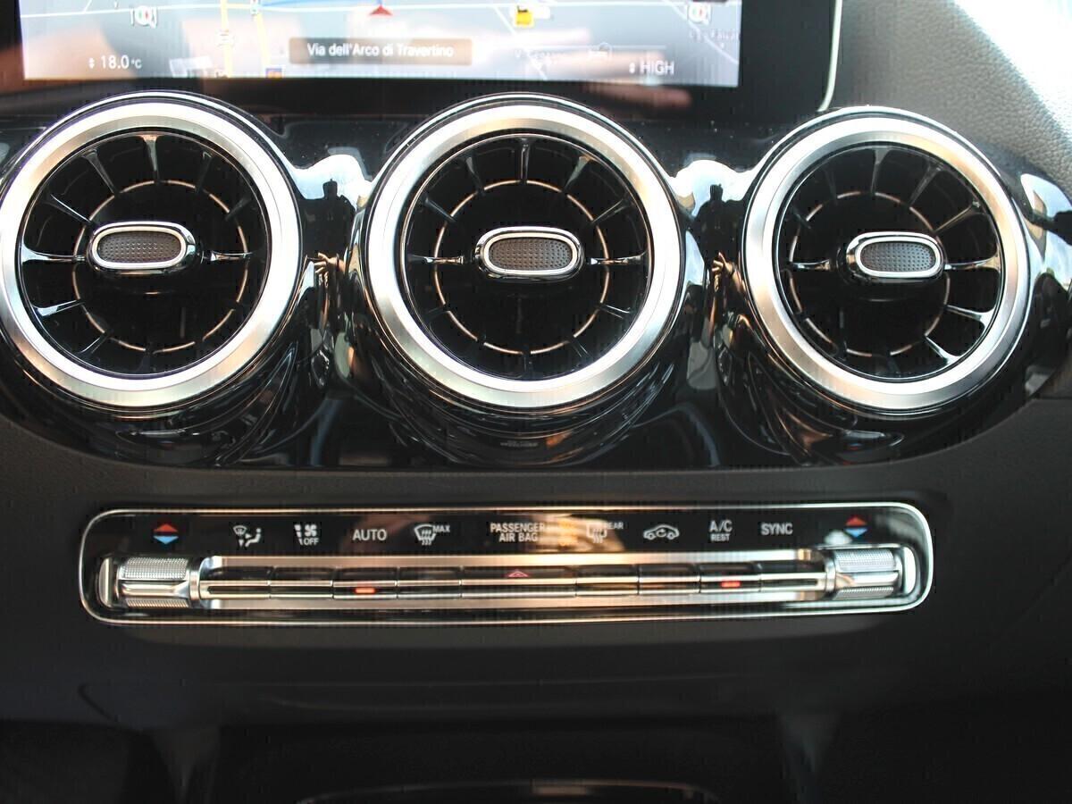 Mercedes-benz 180 d Sport Navi Sensori Park UNIPRO IVA DEDUCIBILE