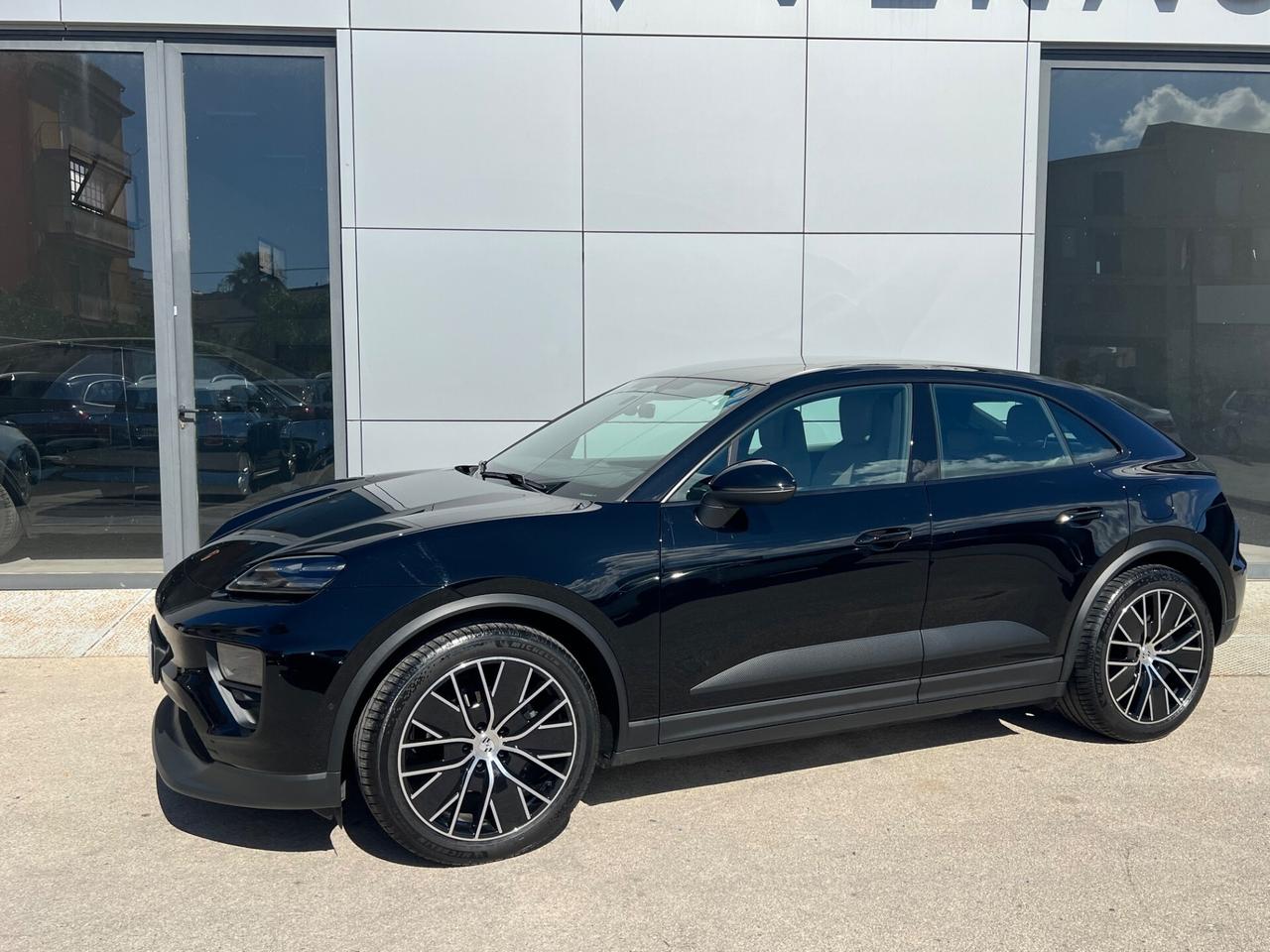 Porsche Macan 4 possibilità noleggio no scoring