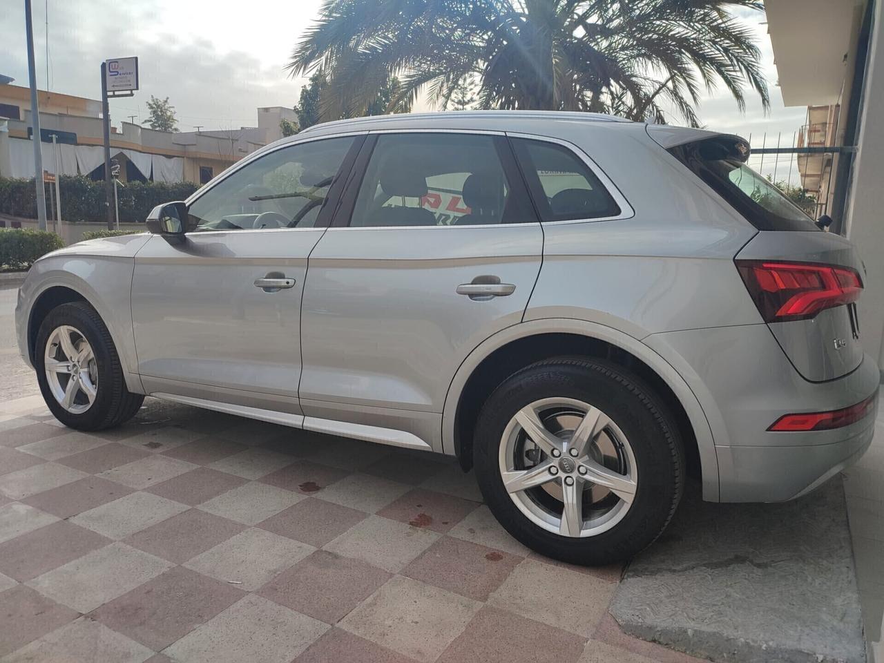 Audi Q5 2.0 TDI 190 CV quattro S tronic Sport
