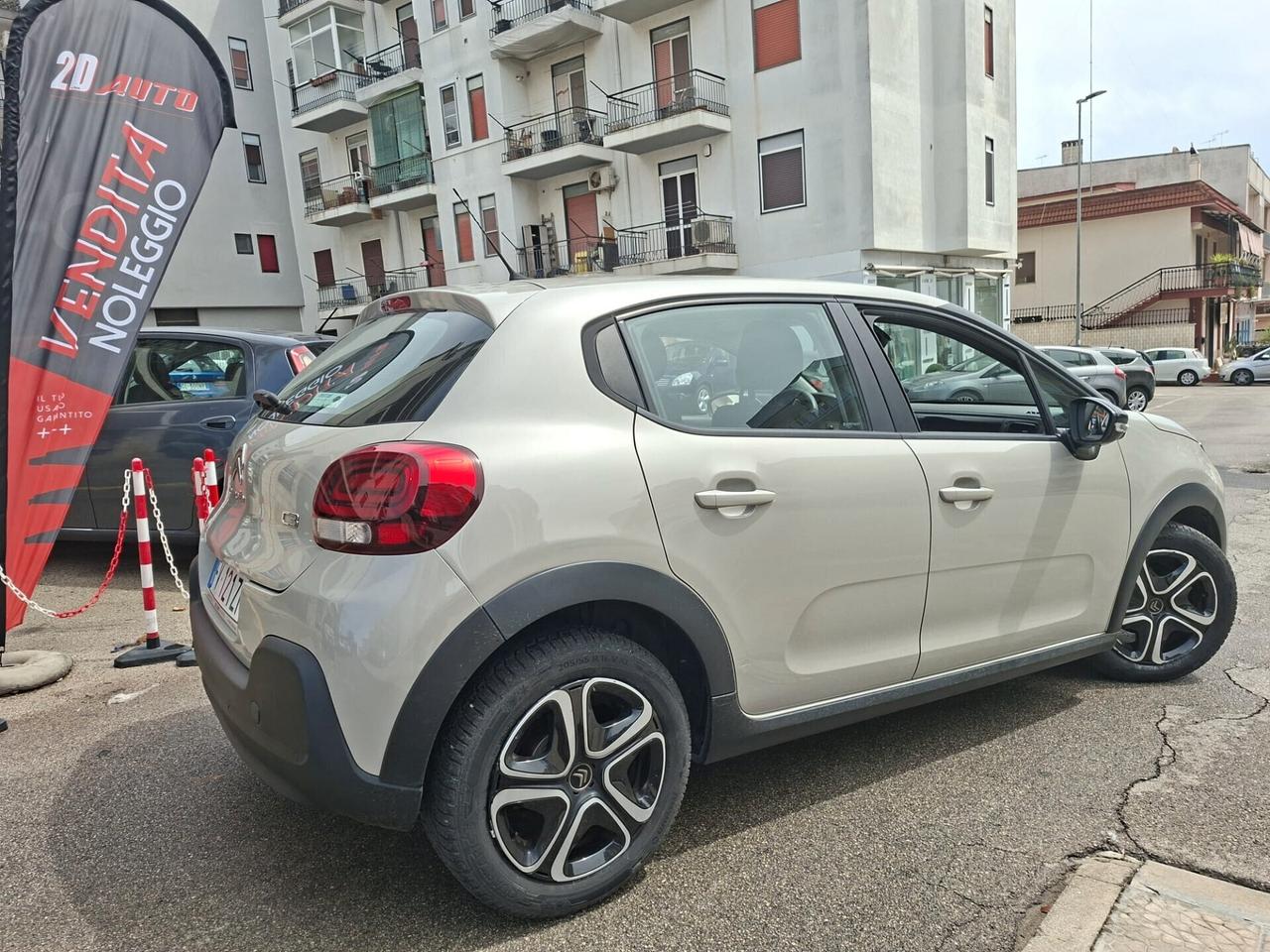 Citroen C3 1.5 BlueHDi Shine * Perfetta * Garantita 12 Mesi