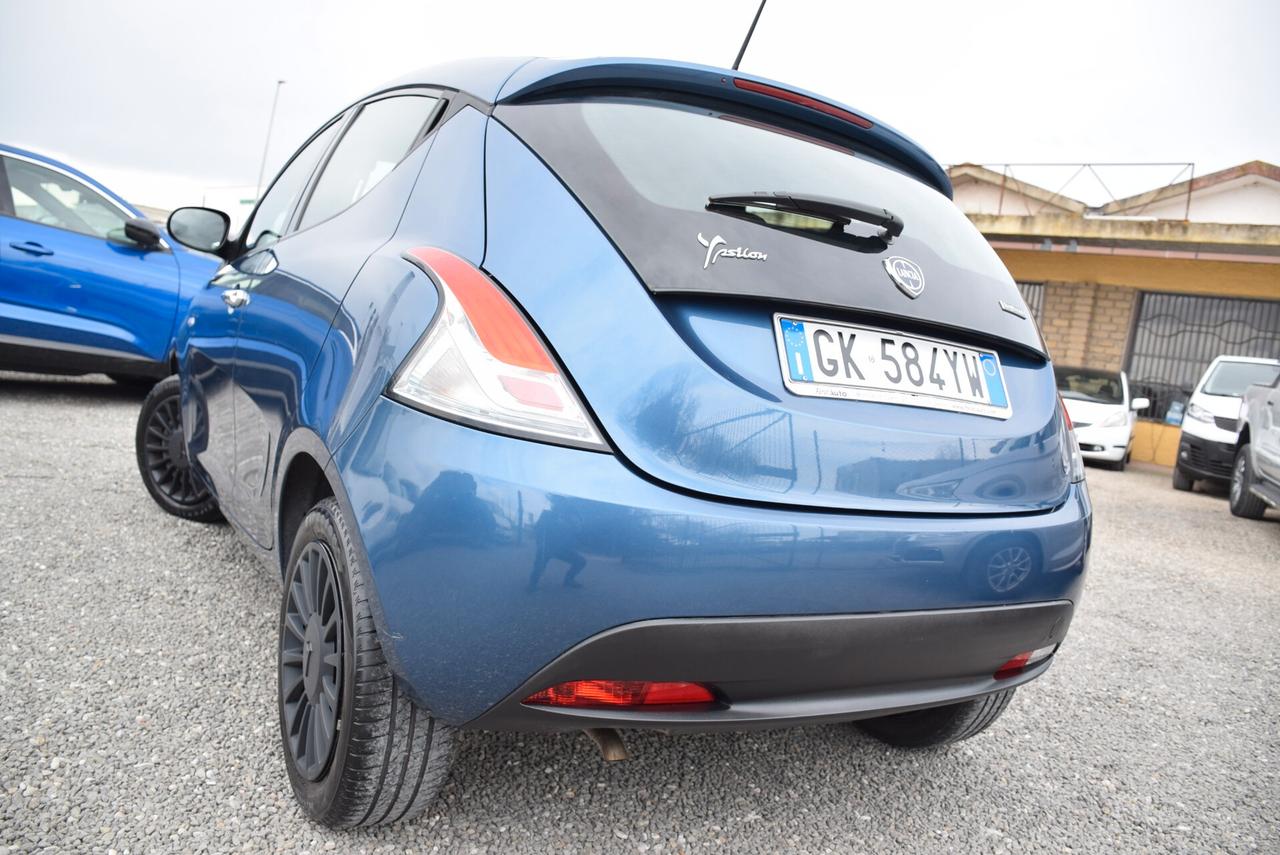 Lancia Ypsilon ALBERTA FERRETTI 1.0 HYBRID FireFly 5 posti CLIMA LED BT NEOPATENTATI