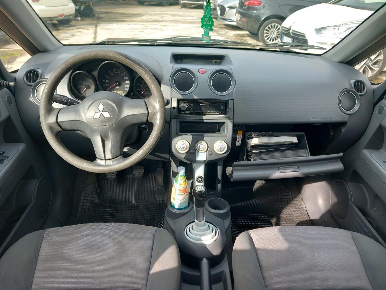 Mitsubishi Colt 1.1 12V 5p. Inform