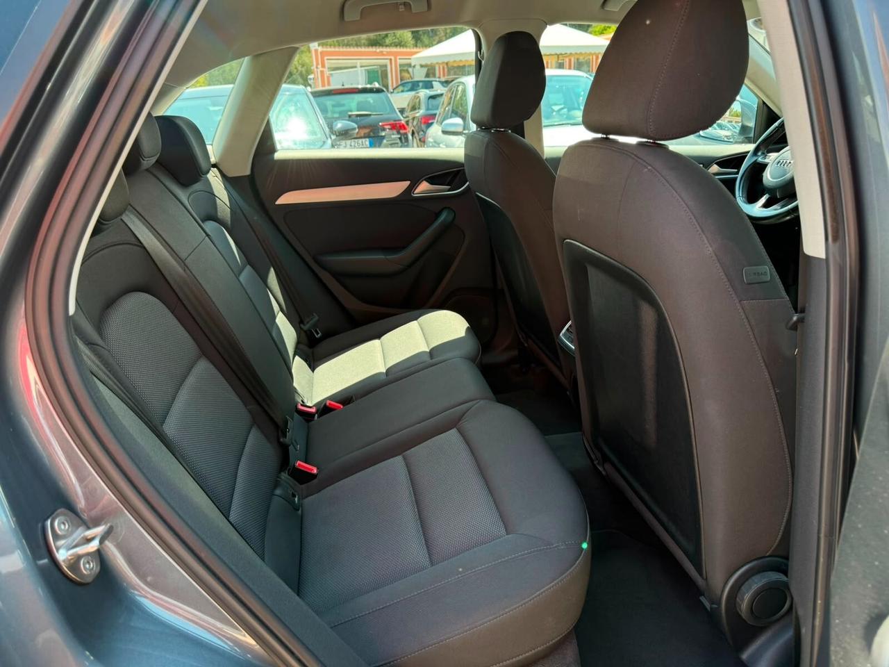 Audi Q3 2.0 TDI Business - 2017