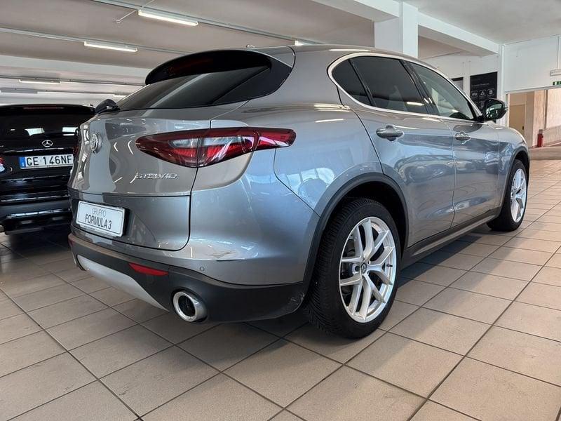 Alfa Romeo Stelvio 2.2 Turbodiesel 210 CV AT8 Q4 Executive