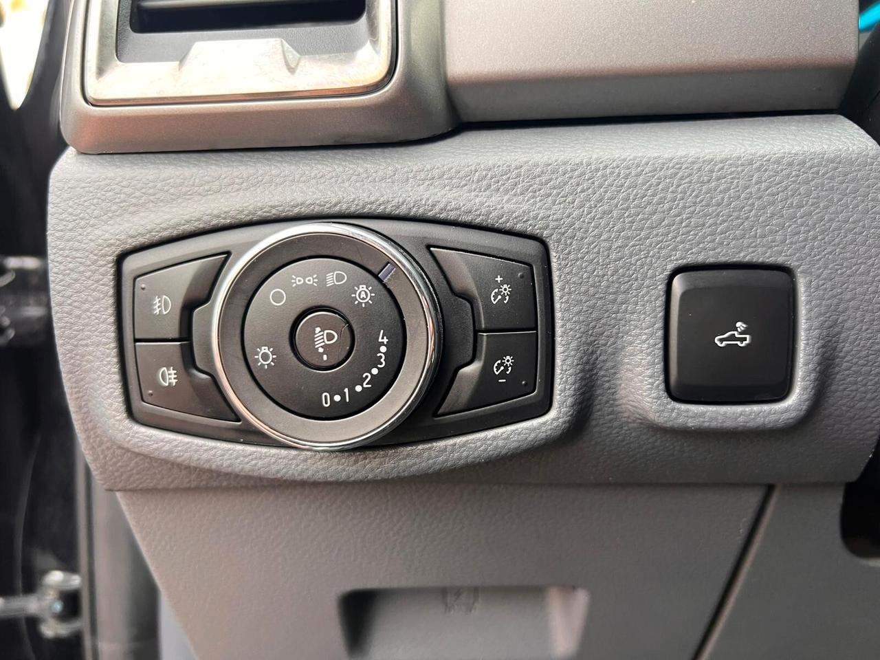 Ford Ranger 3.2 TDCi aut. DC Limited 5pt.