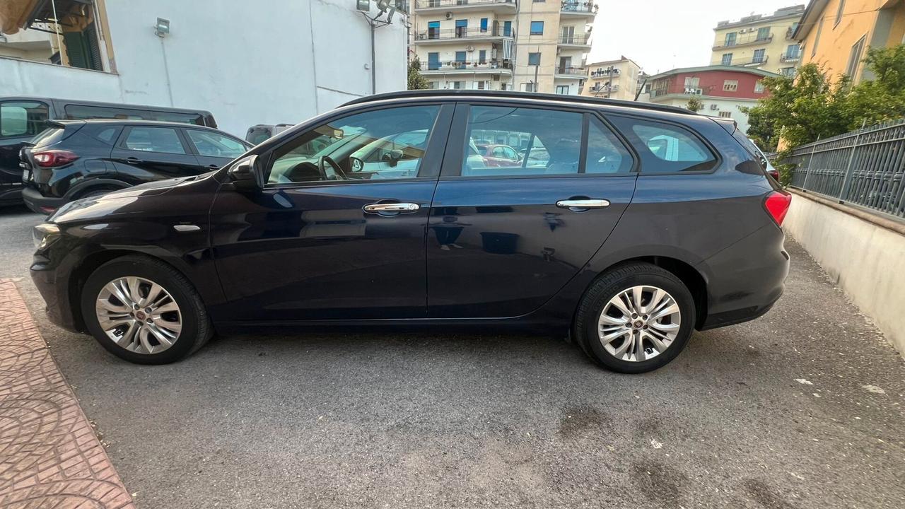 Fiat Tipo 1.6 Mjt 120 CV S&S SW Lounge