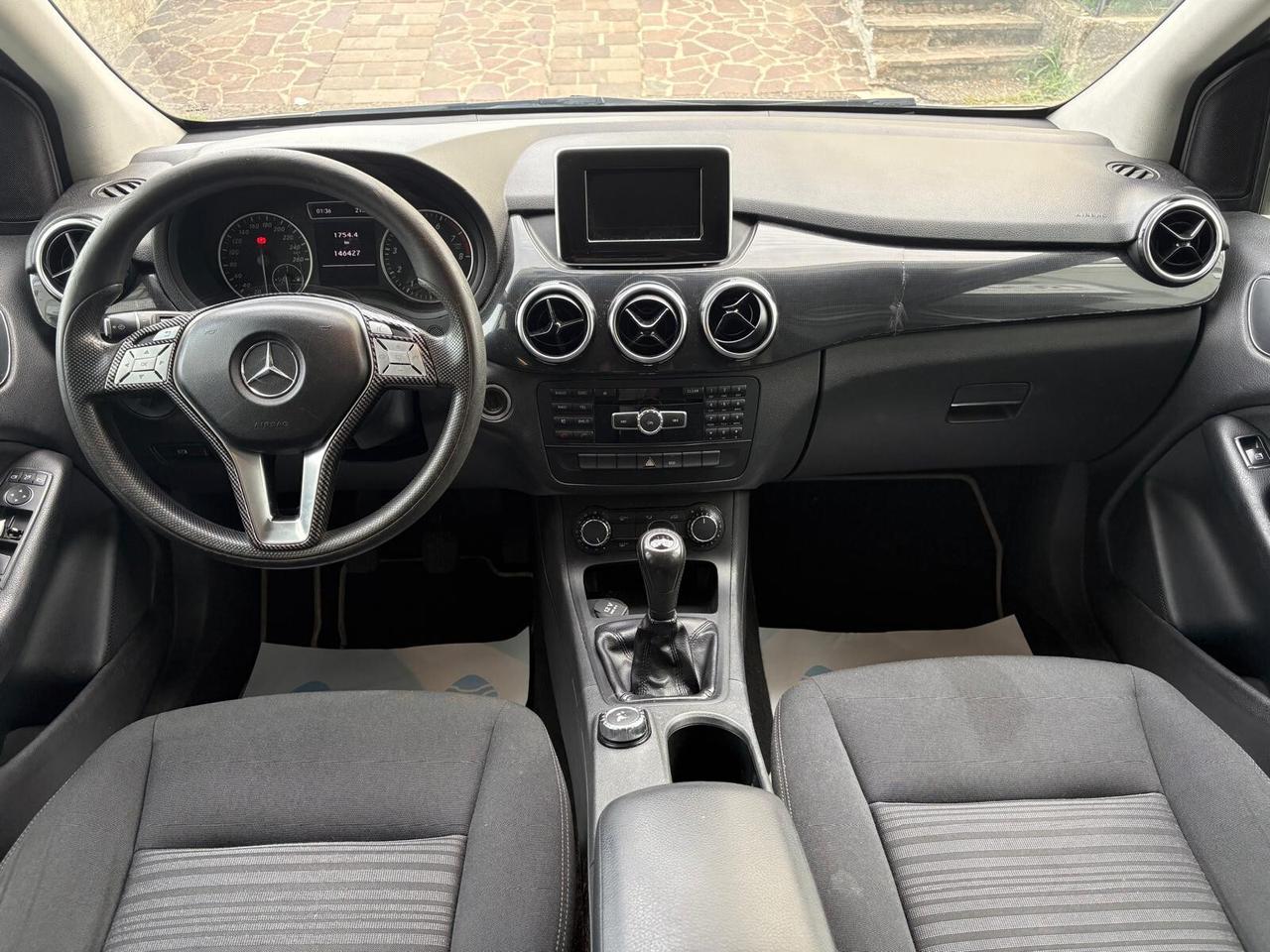 Mercedes-benz B 180 BlueEFFICIENCY Premium