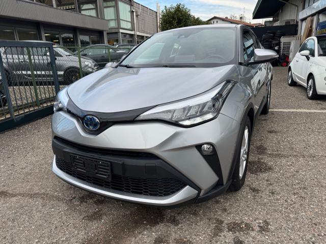 TOYOTA C-HR 1.8 Hybrid E-CVT Business