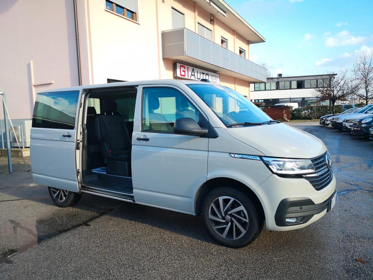 Volkswagen Multivan 2.0 TDI 150CV DSG 4MOTION Trendline 7posti ***PREZZO IVA INCLUSA***