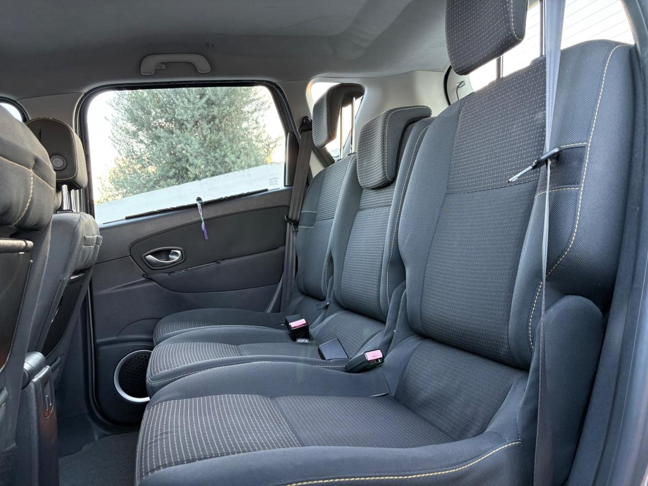 Renault Scenic xmod 1.5 dci 2011