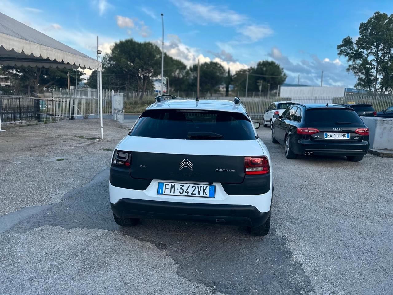 Citroen C4 Cactus PureTech 82 Shine