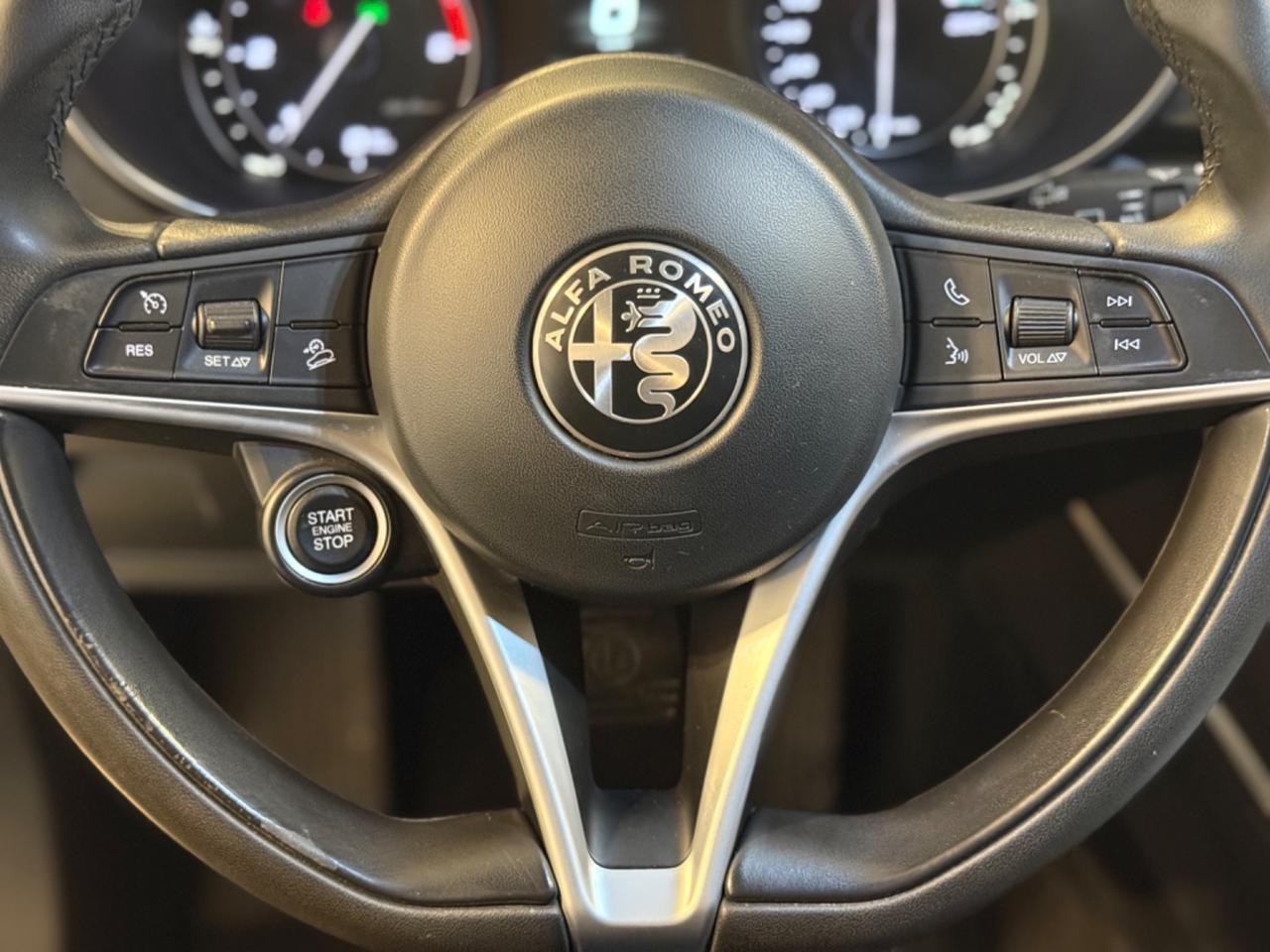 Alfa Romeo Stelvio 2.2 Turbodiesel 180 CV AT8 Q4 Executive