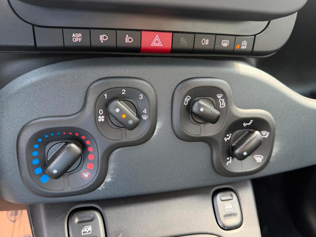 Fiat Panda Pandina 1.0 FireFly 65 CV Hybrid Icon