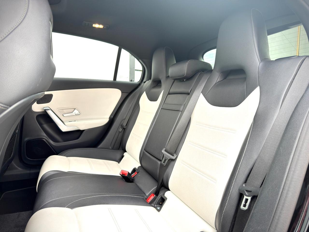 Mercedes-benz A 180 d 116 CV AMG Premium PLUS TETTO ITALIANA
