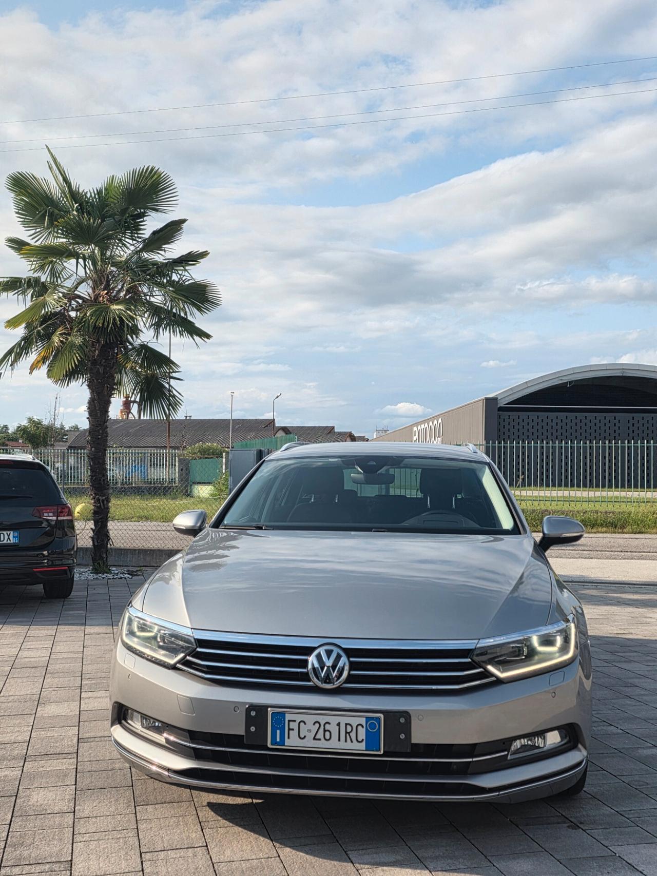 Volkswagen Passat 2.0 TDI DSG Highline BlueMotion Technology