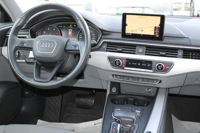 Audi A4 Avant 35 2.0 tdi Business 150cv s-tronic Con NAVIGATORE