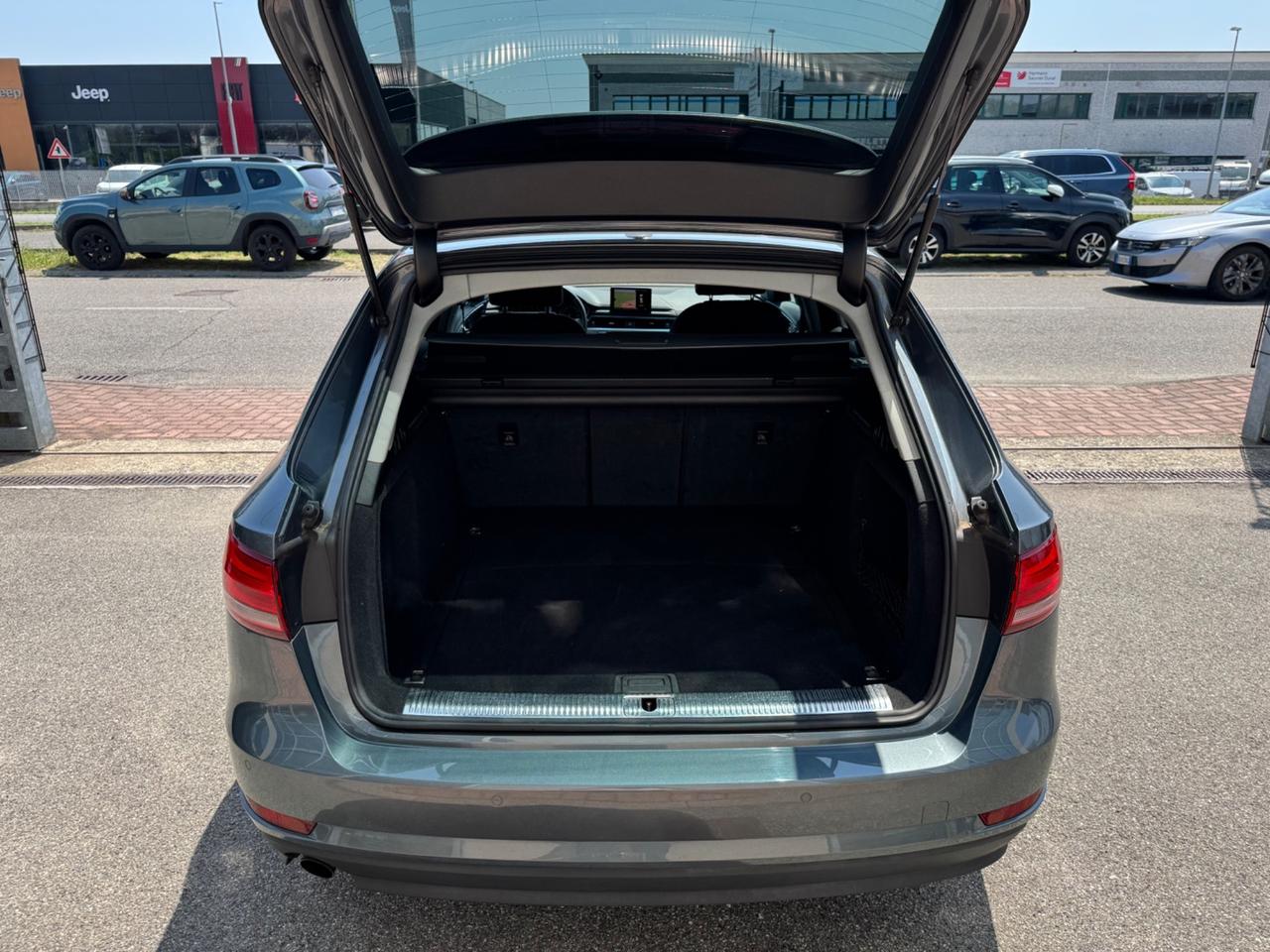 Audi A4 Avant 2.0 TDI 150 CV ultra Business Sport. Euro 6B