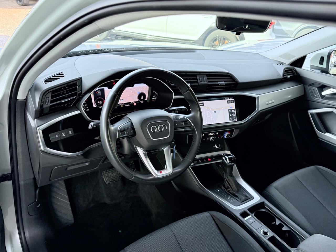Q3 SPB 2.0 TDI S tronic S line-Quattro -unipro-rate