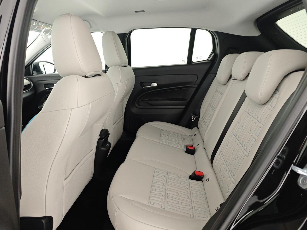 Fiat 600 Hybrid 100 CV DCT MHEV La Prima 2025